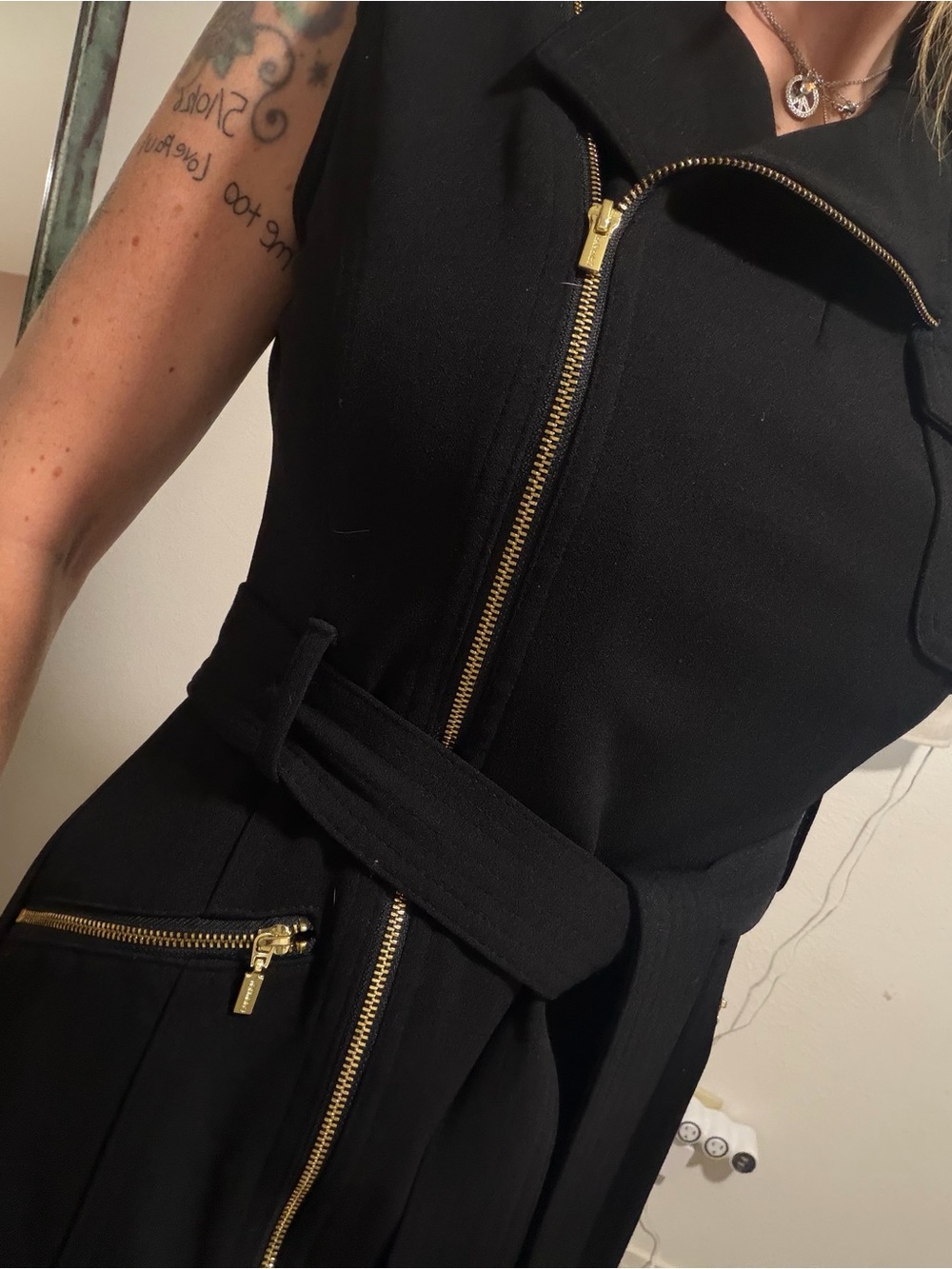 Calvin Klein Black Sleeveless Zip-Front Belted Dress - size 6 - wow - Picture 9 of 10